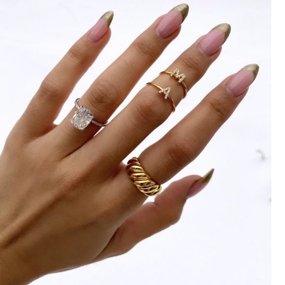 Jewelry - Croissant Ring
